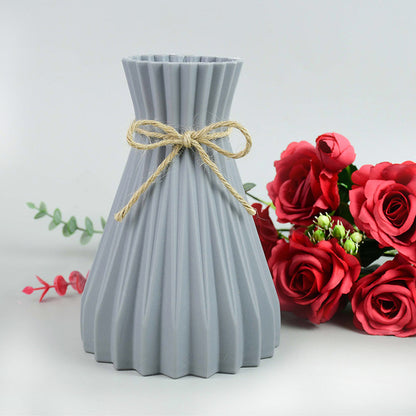 A vase designed in 3 colors